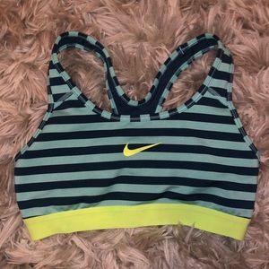 Nike Pro Sports Bra